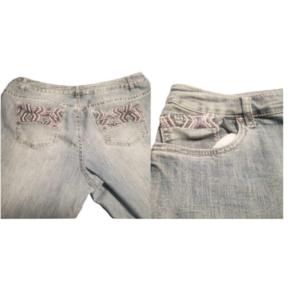 CJ Banks Size 16P (39x26) Embroidered Purple Sequined Stretch Denim Jeans